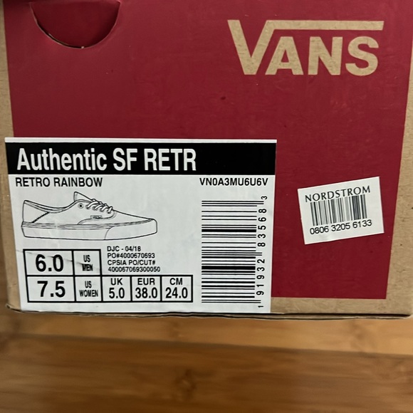 COPY - Womens Vans 7.5 size, Navy suede retro rainbow NWB - Picture 6 of 6